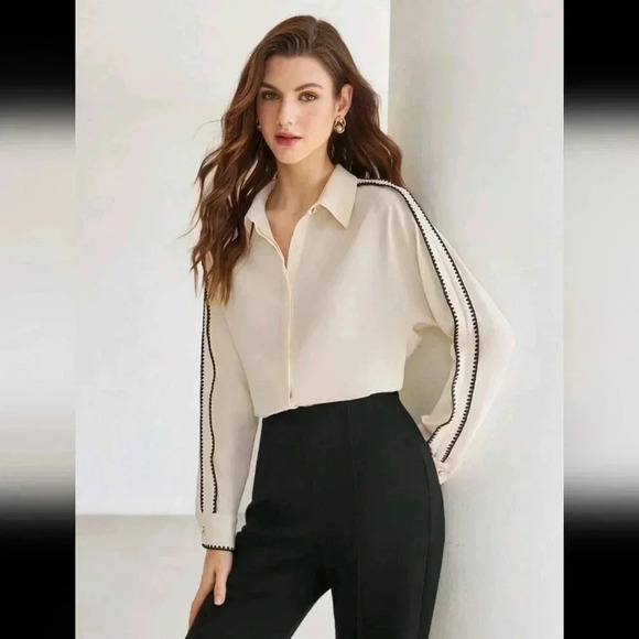 PREMIUM WOVEN WOMEN'S CONTRAST PIPING SHIRT - Picture 4 of 11